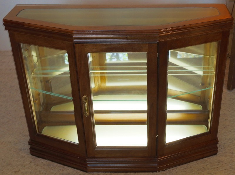 Lighted Pulaski Console (very nice condition, solid)
