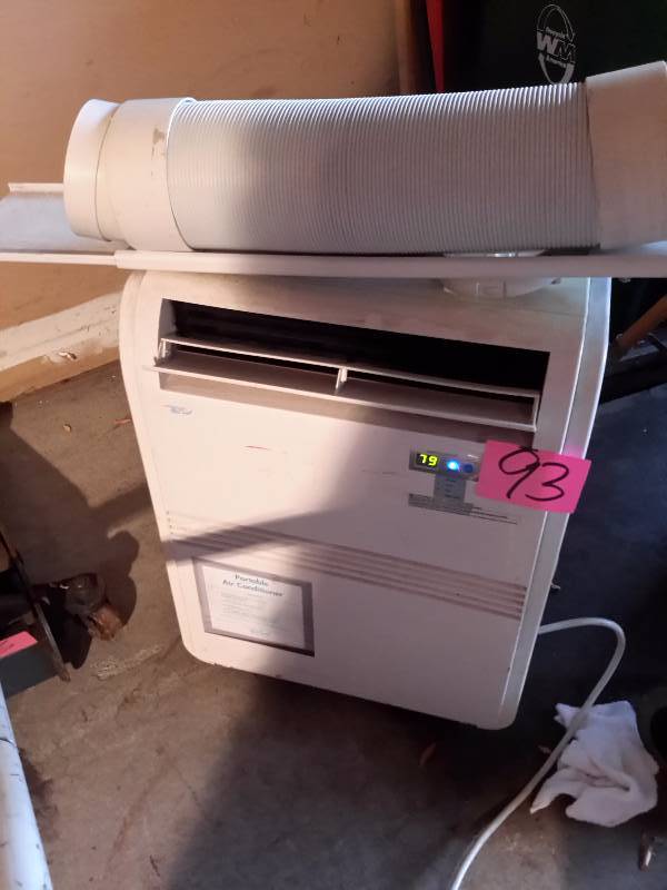 lot 93 image: Commercial Cool portable Air Conditioner.. I tested this and LOTS of cold air came out.  Window equipment included