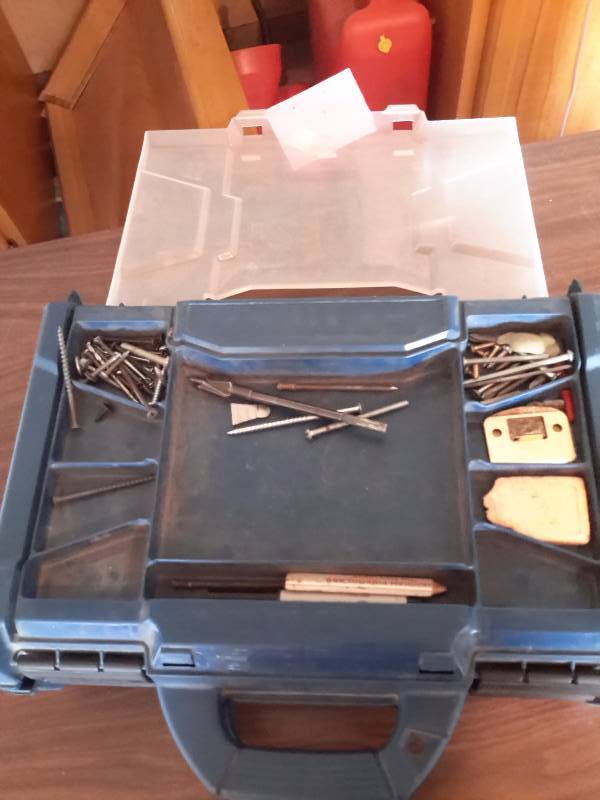 lot 39 image: Plastic tool box, plus contents as shown.
