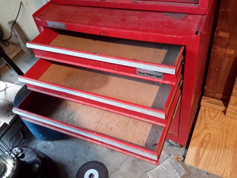 lot 30 image: 2 Part HOME Tool Storage, tool Chest as shown.. On Wheels..