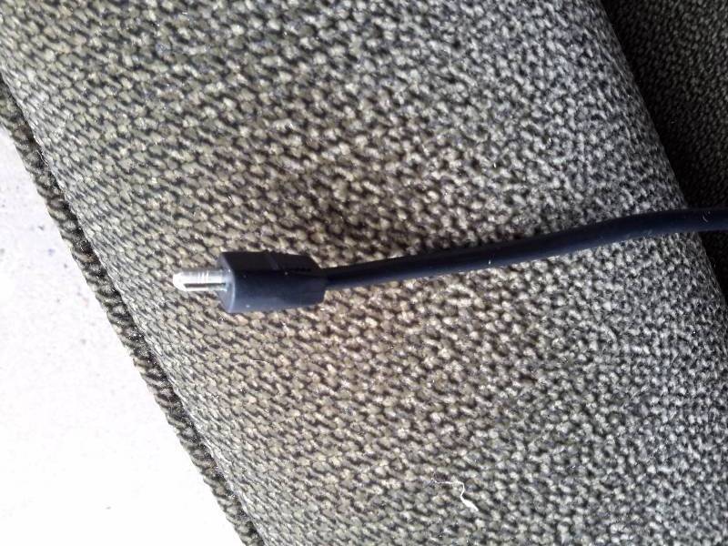 lot 3A image: Lift Type Recliner, Nice Shape, but no Cord so Untested
