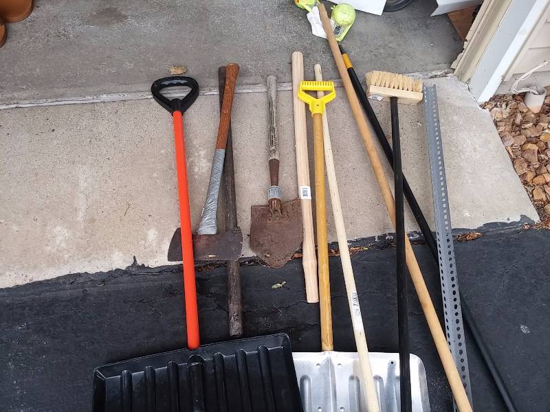 lot 137 image: Misc.Snow Shovels, Broom, LARGE Floor Squeegee