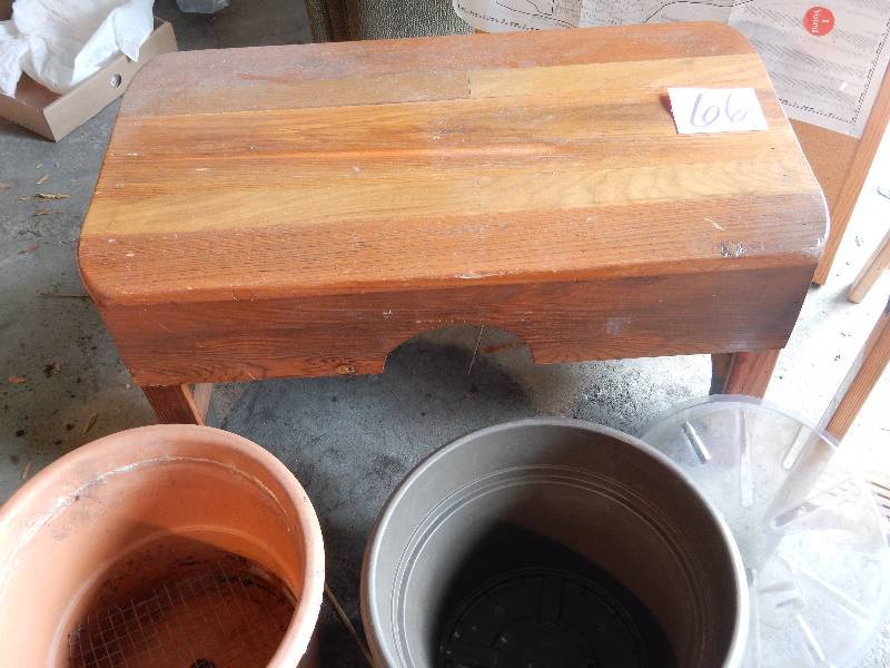 lot 66 image: Nice Solid wood Bench.. 36in x 18 in x 19 in.. 2 planters.. One clay 36in x 24 in Bulletin board, small step ladder