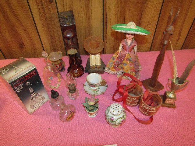 knick knacks