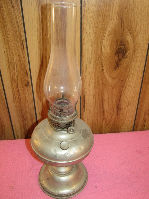 Oil lamp