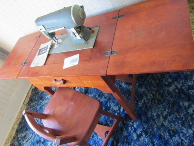 sewing machine