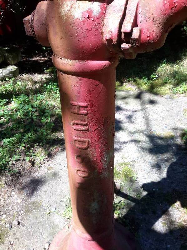lot 11 image: Old Fashion Pump Jack..