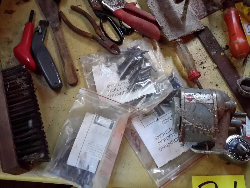 lot 21 image: Misc. Tools from the Shed.. See closeup pictures.