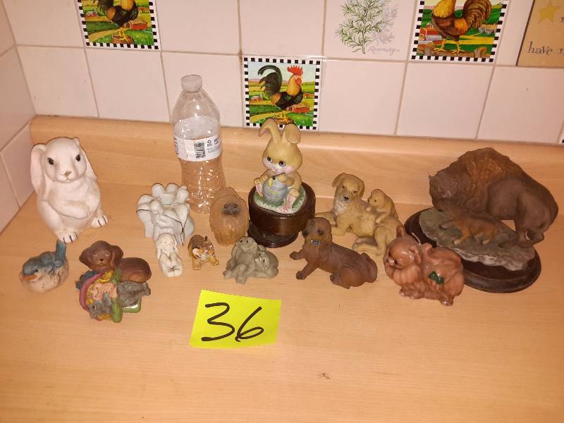 lot 36 image: Misc. statuettes, plus RabbitEaster music box.. Easter Parade