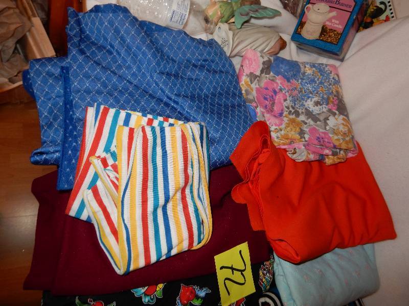 lot 72 image: Huge lot of material remnants as pictured.