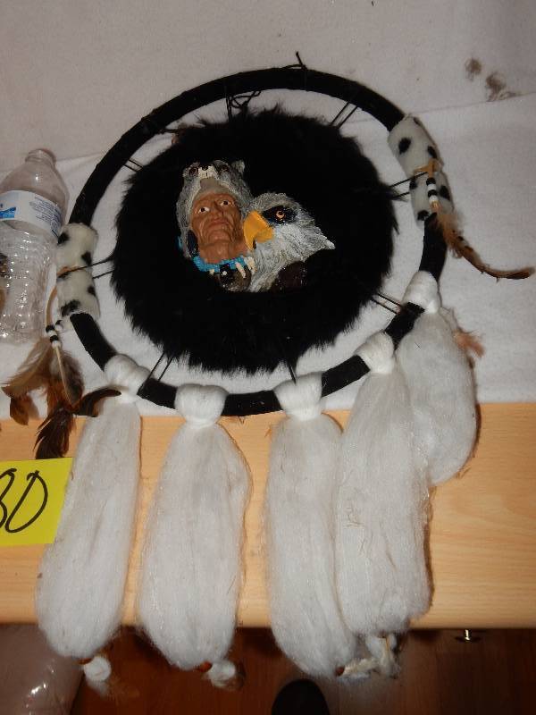 lot 80 image: 2 Beautiful Dream Catchers.. Approx 14in Diameter.