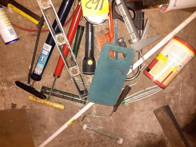 lot 162 image: Misc. Tool items as pictured.. 2 small size blue tarps.. Bring your own box.