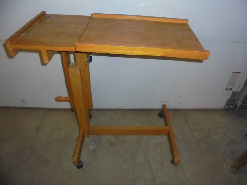 Rolling Work Station with Tilting & Adjustable Work Surface