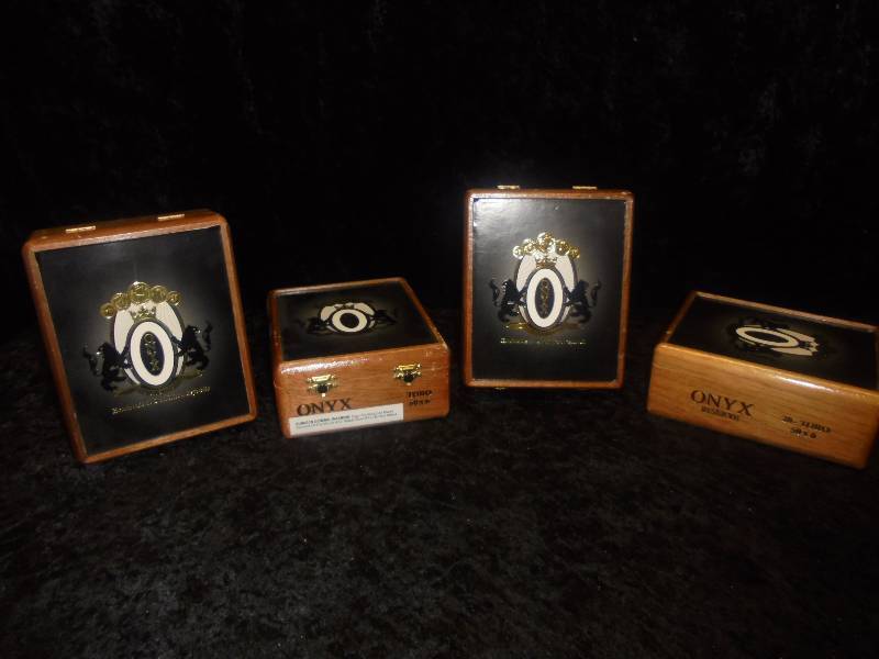 Lot - Cigar Boxes - ONYX, 20-TORO, Nice Wood Boxes