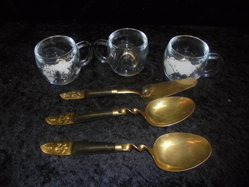 Nestle Co Glass Mugs, Serving Utensils