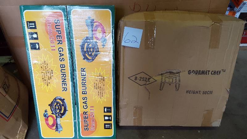 lot 62 image: Super Gas Burner and Stand