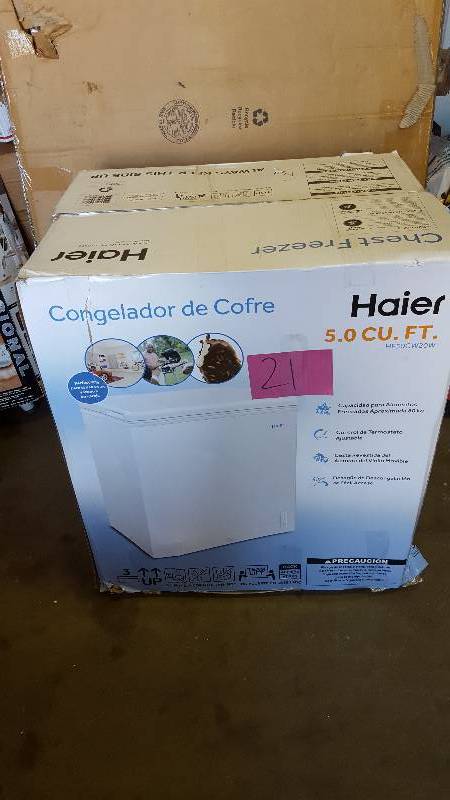 lot 121 image: Haier 5.0 Cu Ft Freezer