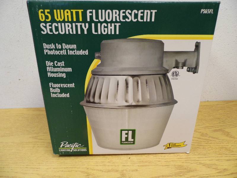 65 Watt Fluorescent Sentry Light