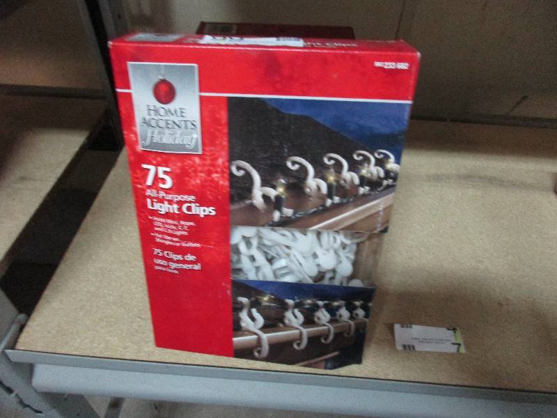 4 Boxes of light clips