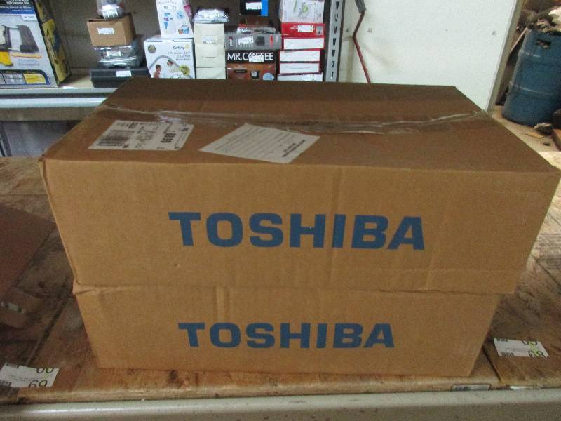 2 Toshiba DVDVCRs