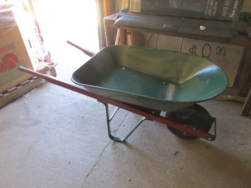 Wheel barrow