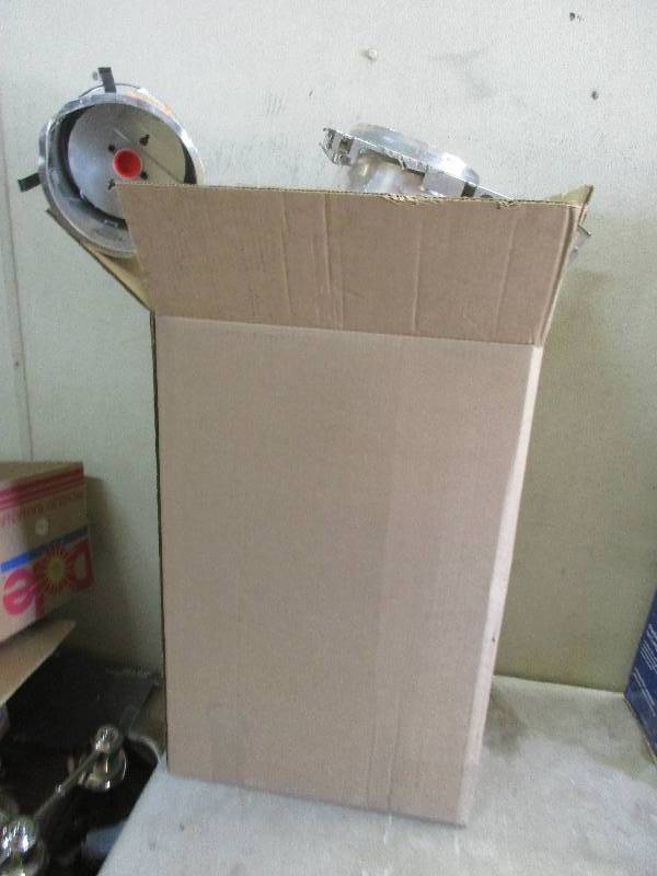 Box of recessed lights