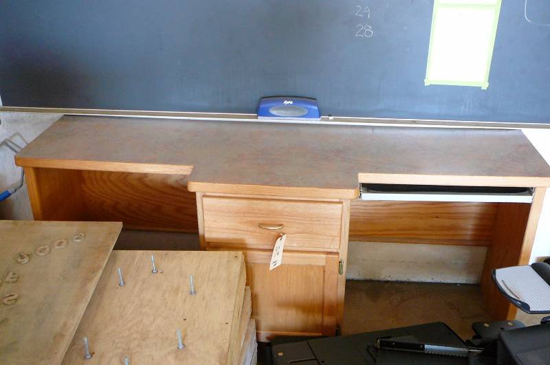 computer desk