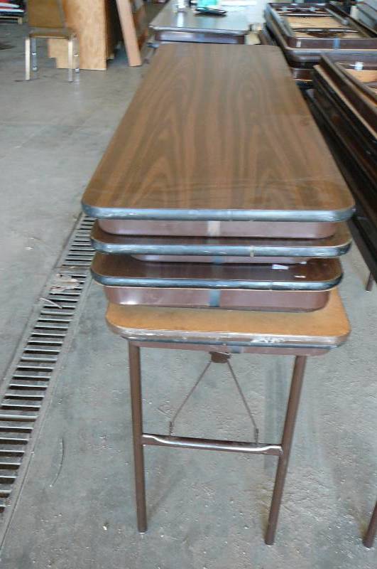 folding table