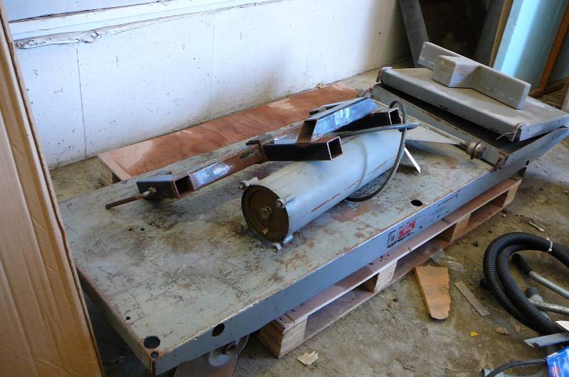motorcycle lift