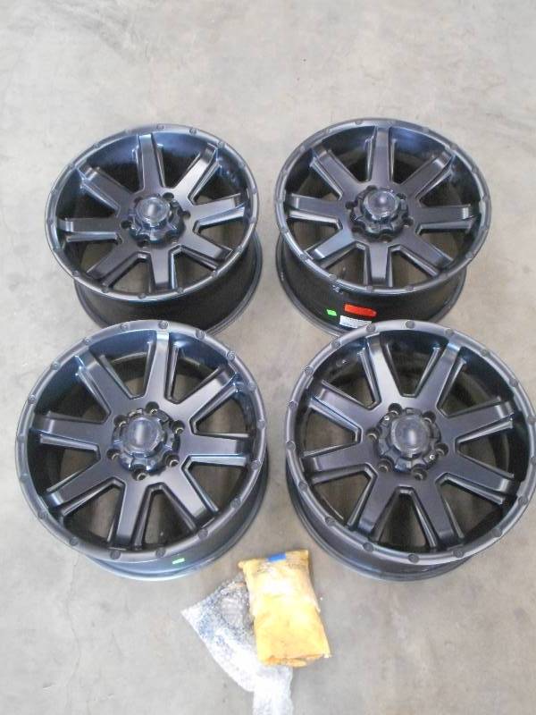 lot 2 image: Set Of (4) Ultra Motorsports 6-Lug ...