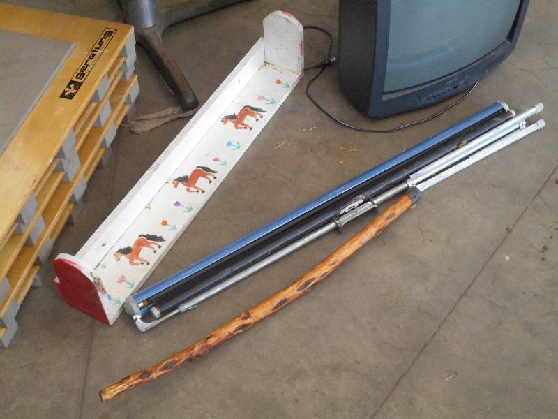 lot 13 image: Lot Of 3x3 Table, T.V. Set, Walk...