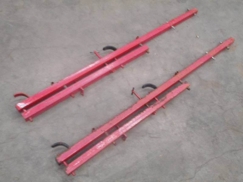 lot 23 image: Set Of (2) Weed Whip MountsRacks ...