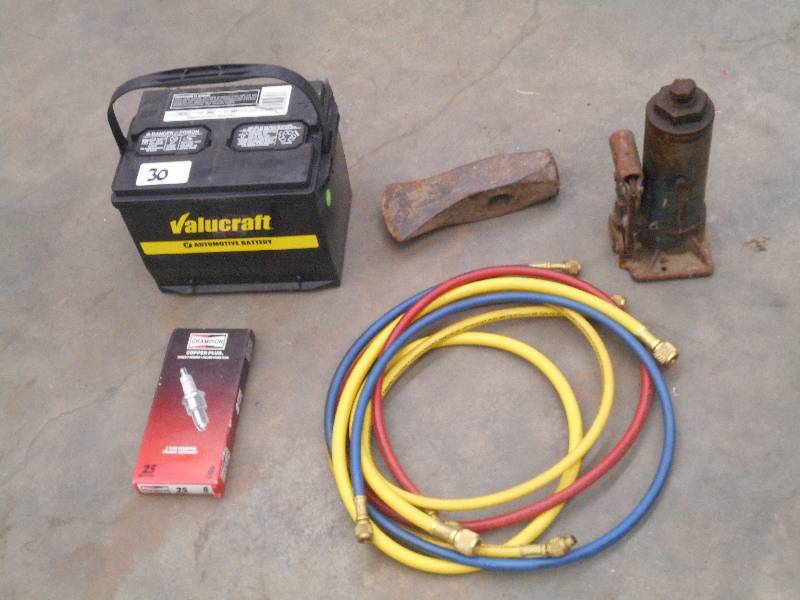 lot 30 image: Lot Of 12Volt Car Battery, Spark P...