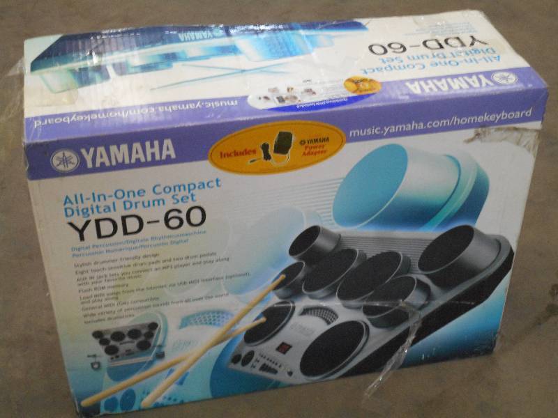 lot 40 image: Yamaha YDD-60 Digital Compact Drum ...