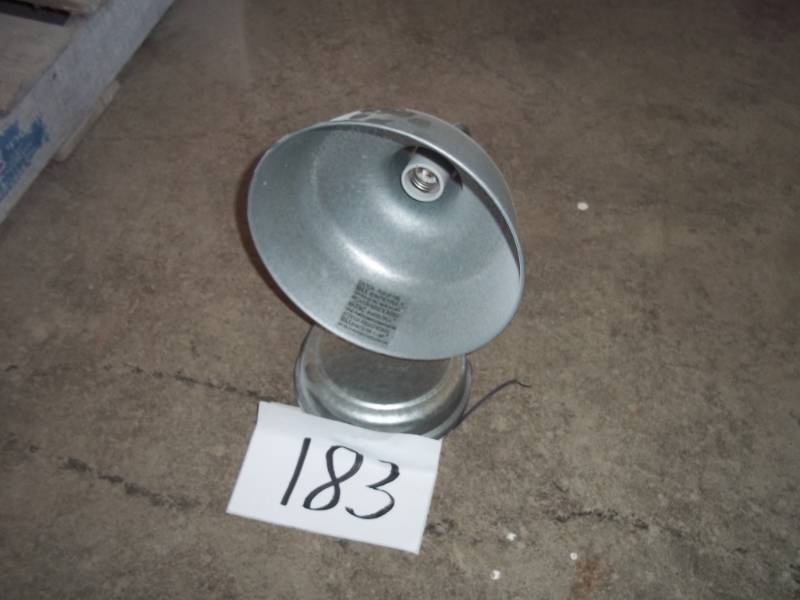 Light fixture