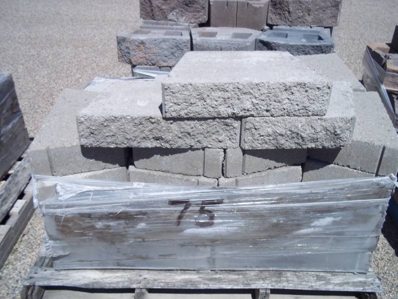 4 Universal Cap Gray 4Hx18-12Wx10 12D