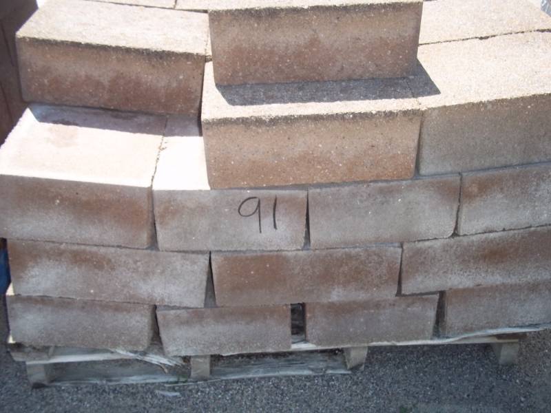 6 Step Block Brown 6Hx16Wx12D