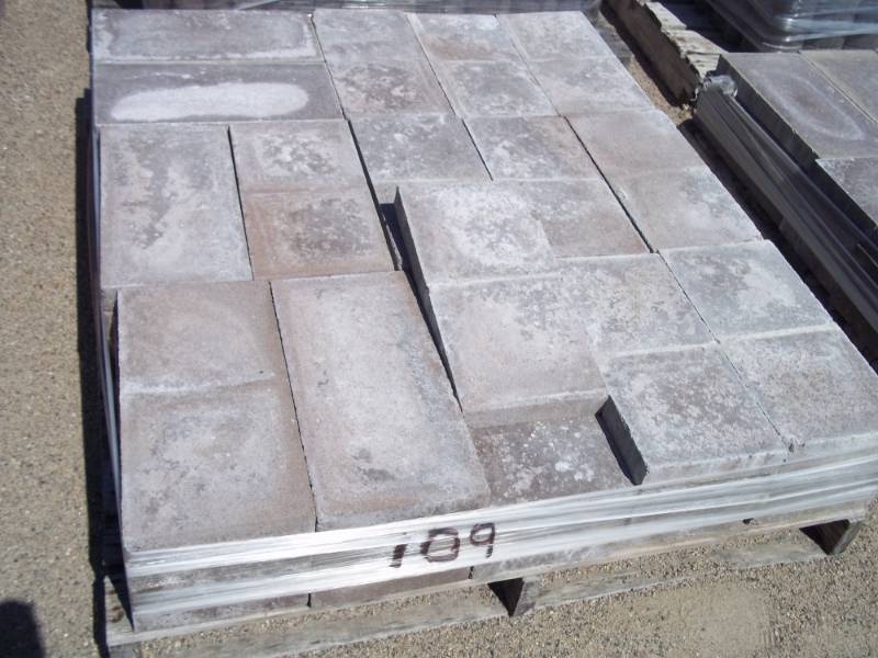 Patio Block Brown 1 58Hx7 58Wx15 58L