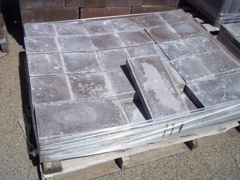 Patio Block Brown 1 58Hx7 58Wx15 58L