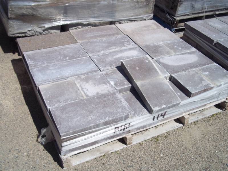 Patio Block Brown 1 58Hx7 58Wx15 58L