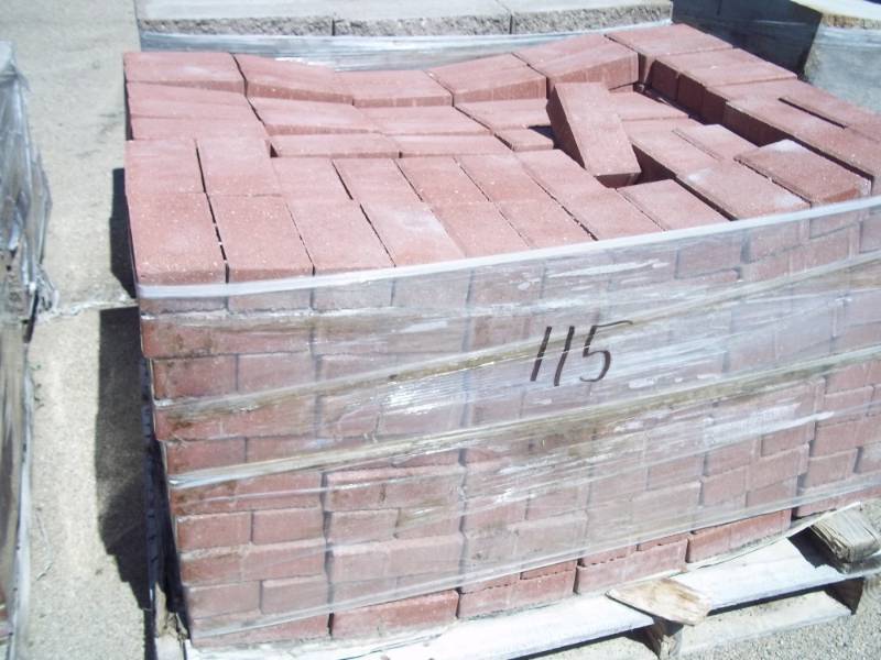 Holland 4.5 Paver Red