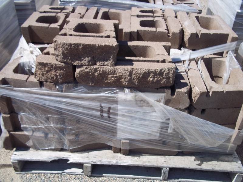 Half-Century Wall Saddle 4H units 3 piece mix