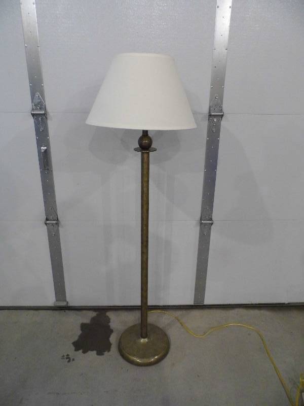 Metal Floor Lamp