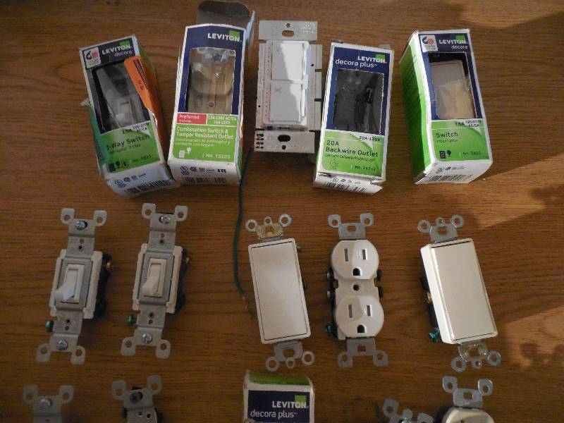 (25) ELECTRICAL SWITCHES & OUTLETS