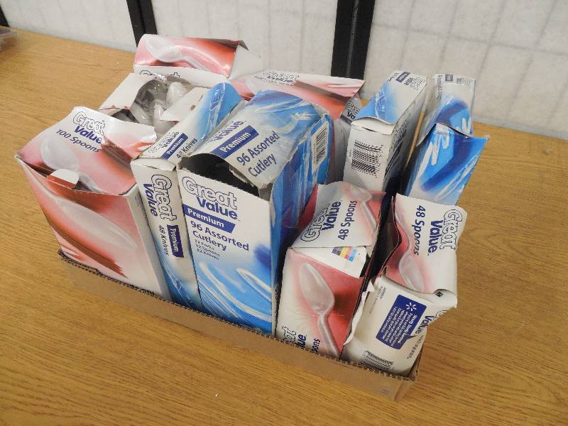 BOX LOT OF PLASTIC SILVERWARE
