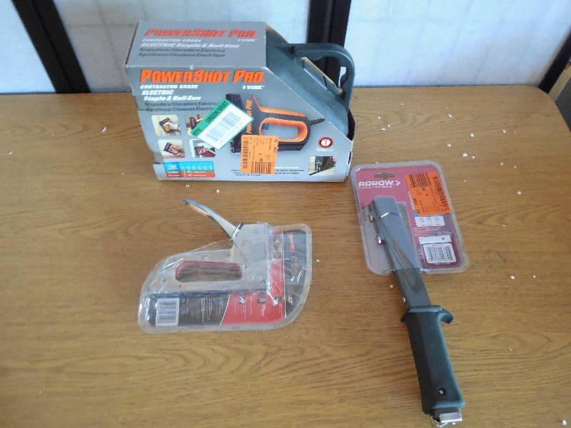 (3) STAPLER LOT