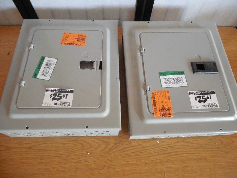(2) 125 Amp 8-Space 16-Circuit Flush Mounted Main Lug Load Center