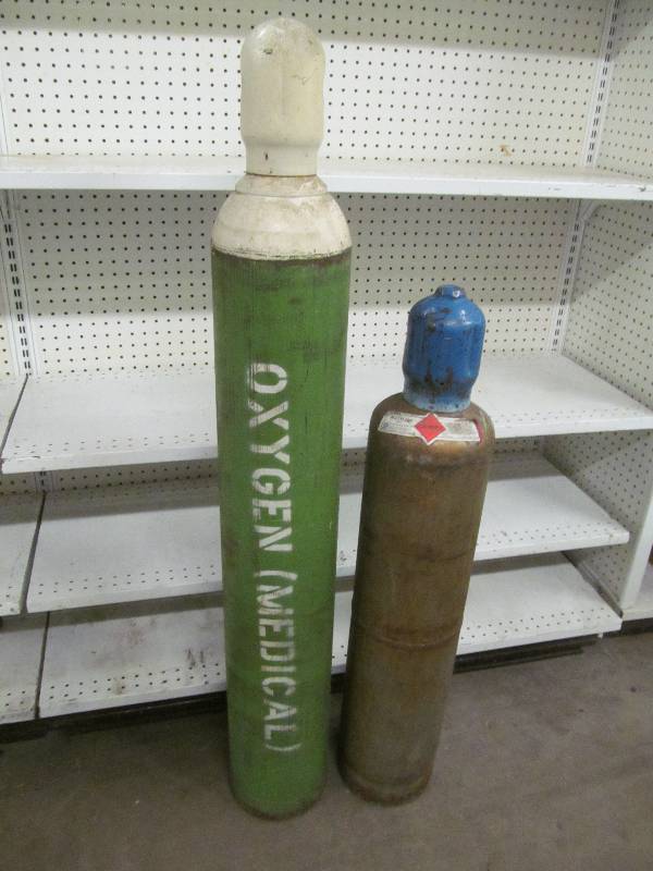 AcetyleneOxygen Tanks