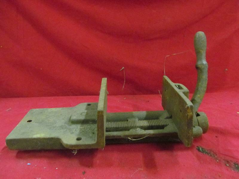 Bench Vise