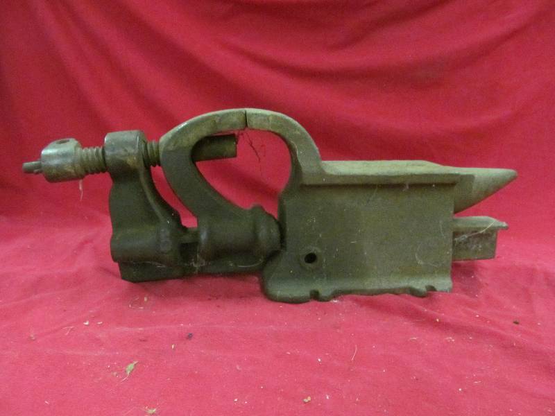 AnvilVise